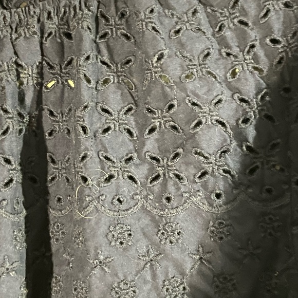 Gap Woman's Blue Eyelet Boho Top Size Large - Picture 3 of 4